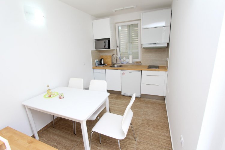 HANNA One-Bedroom Apartment 1.4