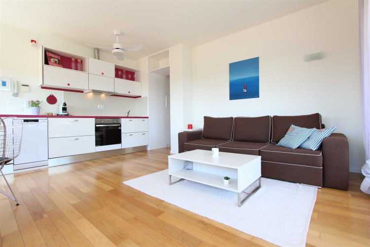 MAKADO One-Bedroom Apartment with Sea View (KARLA)