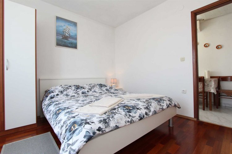 MIRIANA Two-Bedroom Apartment with Balcony