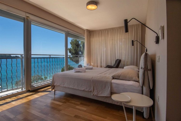 BLU #6 Junior Suite with Sea View