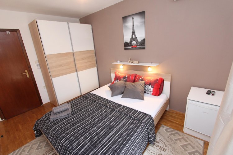 MAFI Double Room with Balcony 2