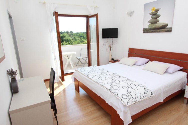 LUANA Double Room with Balcony 2