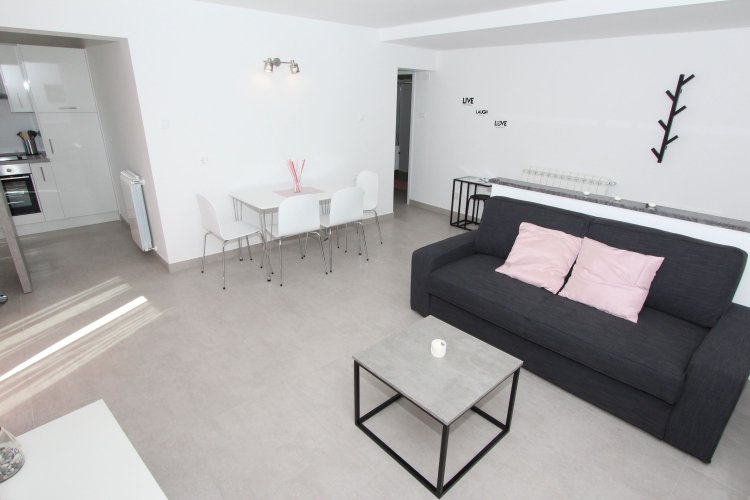 POLENTA One-Bedroom Apartment