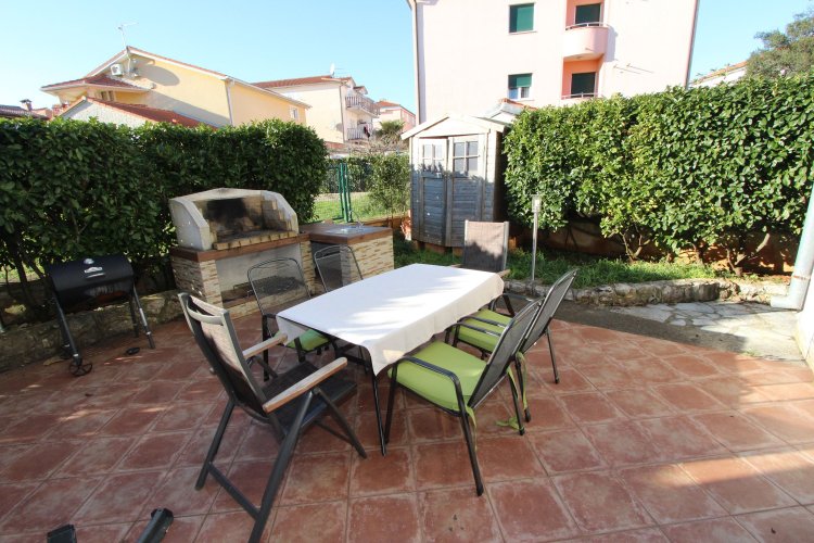 VILLA IDA One-Bedroom Apartment (Trst)