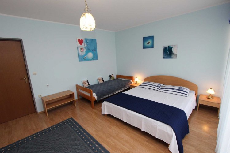 DINO Double Room 23